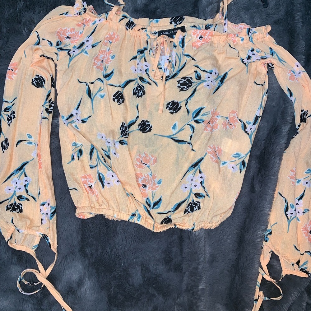Kendal and Kylie - Super flirty floral halter top
